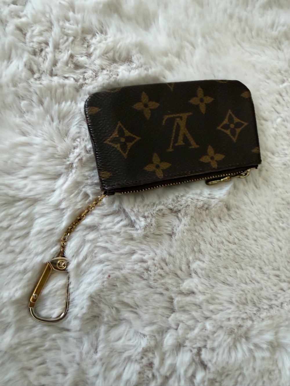Louis Vuitton Monogram Zipped Key Pouch with Gold Hardware